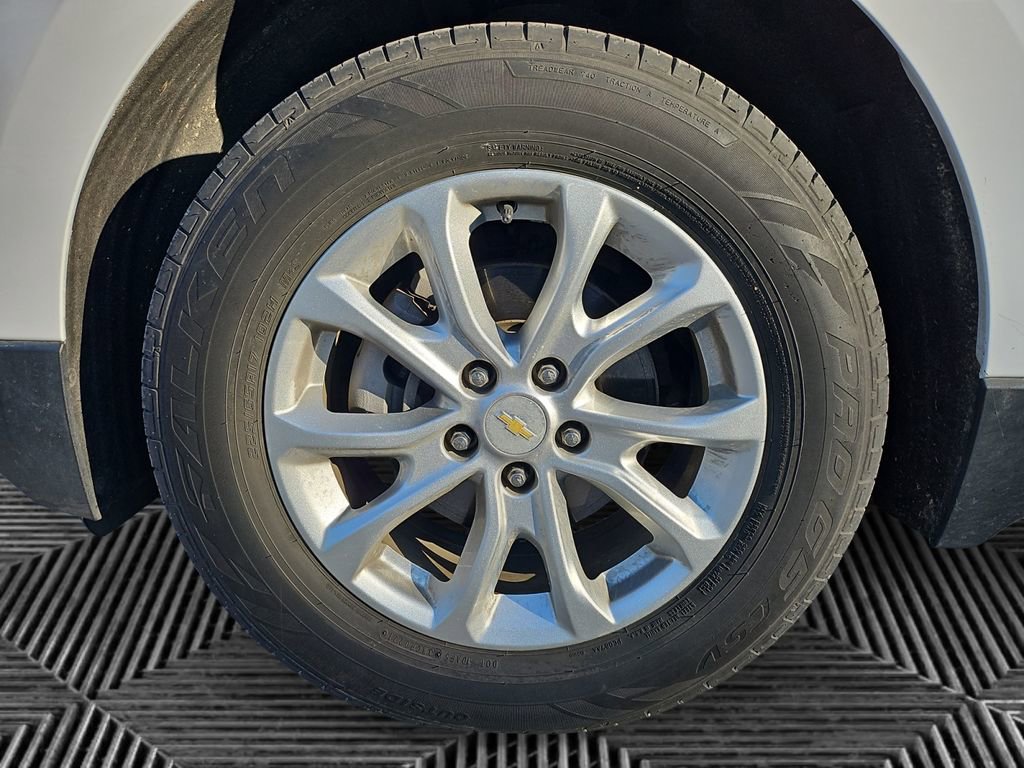 Used 2019 Chevrolet Equinox LT image 14
