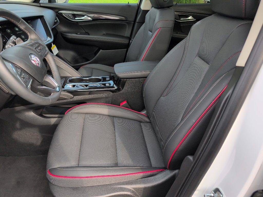 Used 2023 Buick Envision Essence w/ Technology Package I image 35