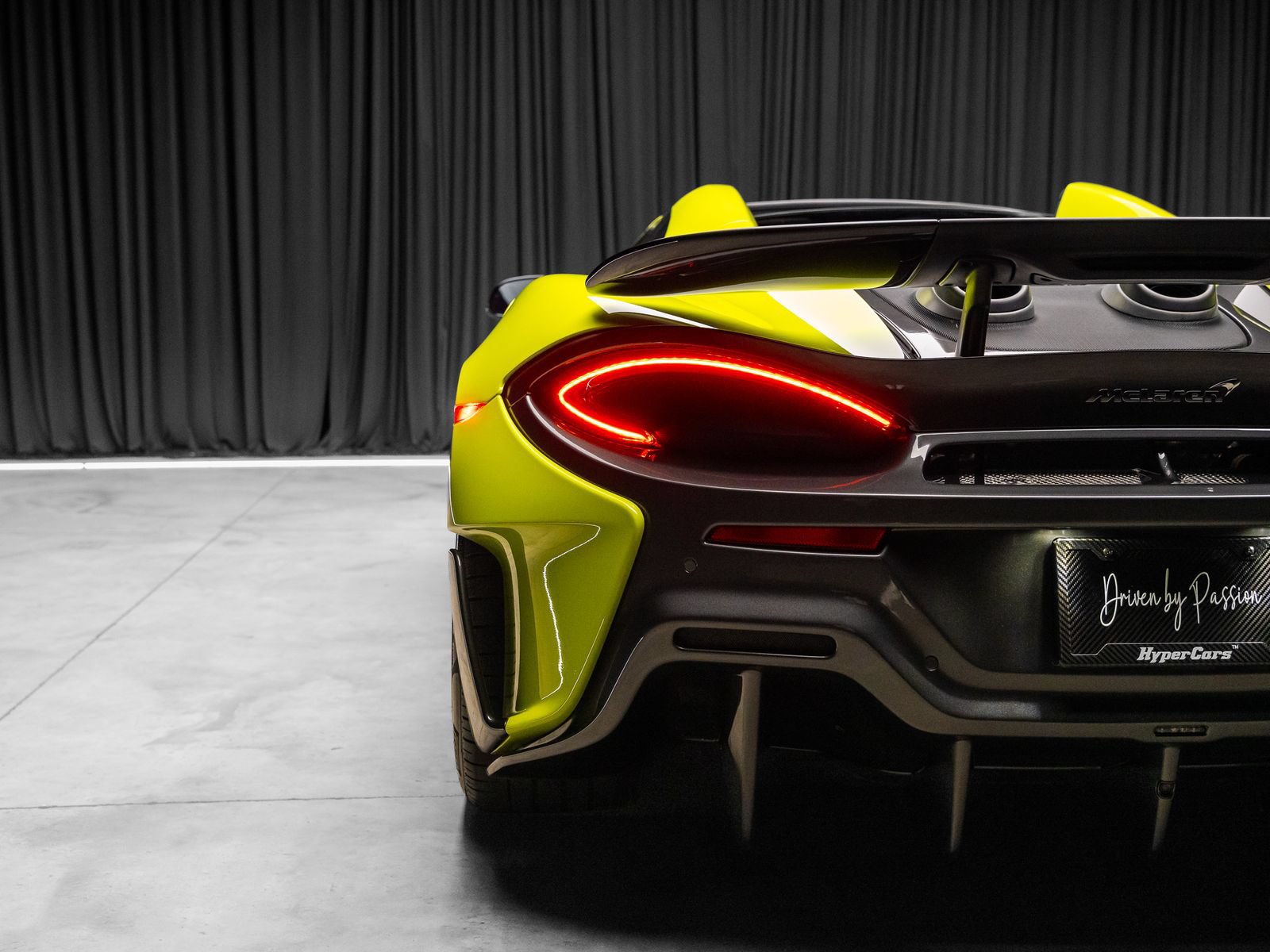 Used 2020 McLaren 600LT Spider RWD image 47