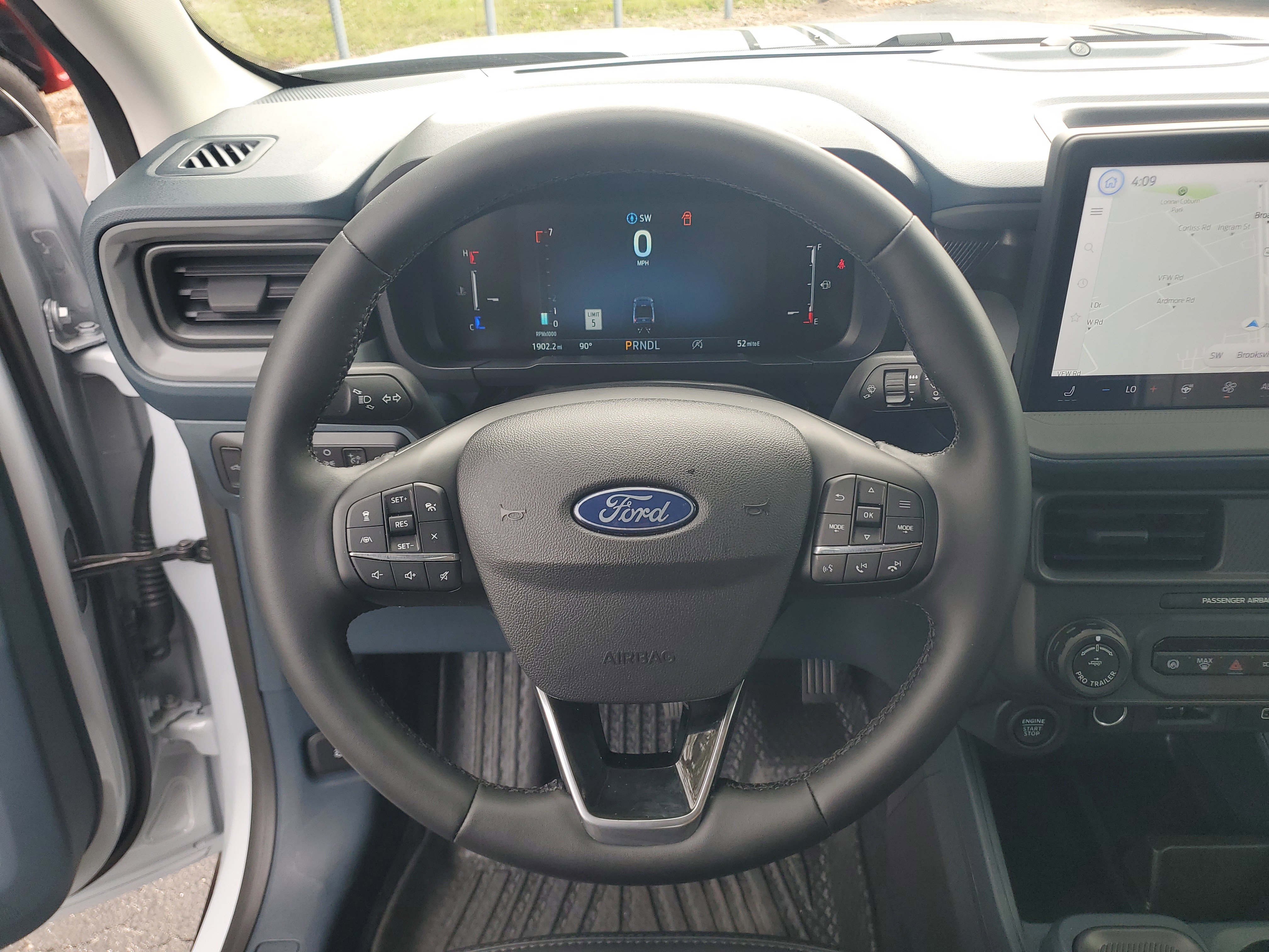 Used 2026 Ford Maverick Lariat w/ Black Appearance Package AWD/4WD image 24
