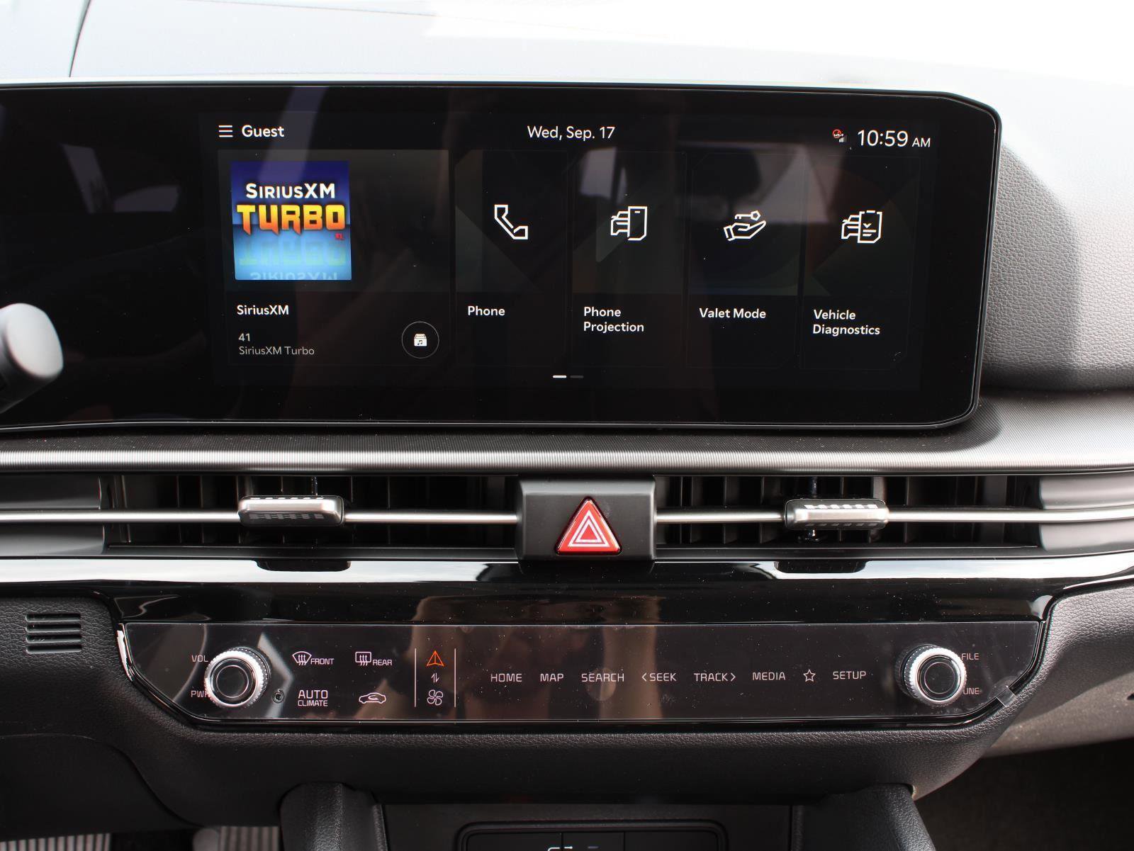 New 2026 Kia Sportage EX w/ EX Panorama Roof Package image 12