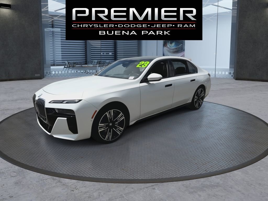 Used 2023 BMW 740i RWD image 4