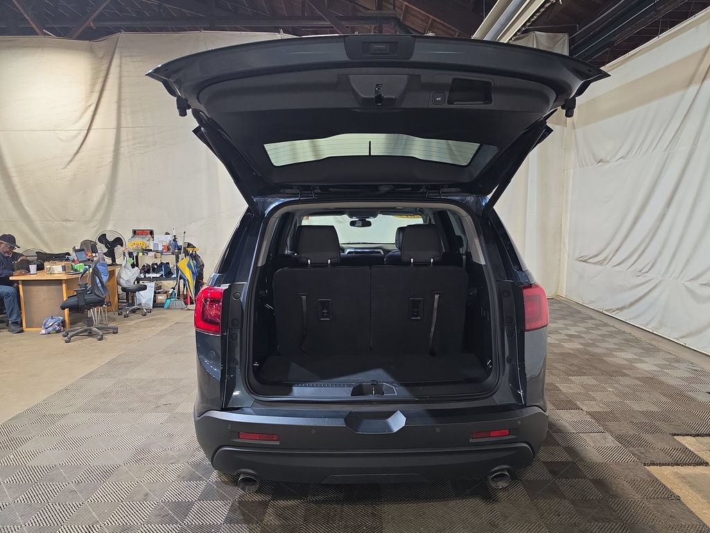 Used 2019 GMC Acadia SLT w/ Black Edition FWD image 20