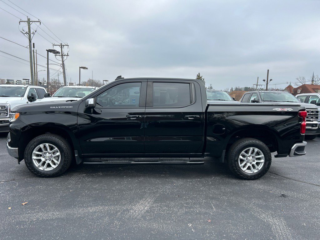 Used 2022 Chevrolet Silverado 1500 LT image 4