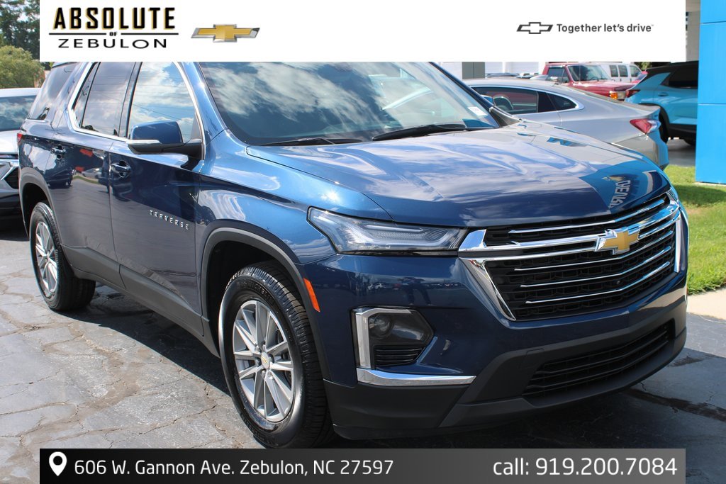 Used 2022 Chevrolet Traverse LT