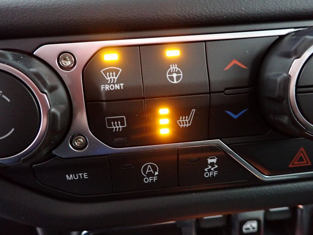New 2026 Jeep Wrangler Unlimited Rubicon AWD/4WD image 2