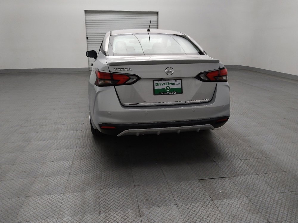 Used 2020 Nissan Versa S FWD image 6