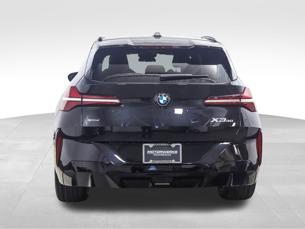 Used 2026 BMW X3 xDrive30 w/ Premium Package image 4