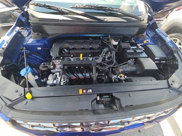 Used 2025 Hyundai Venue SEL FWD image 13