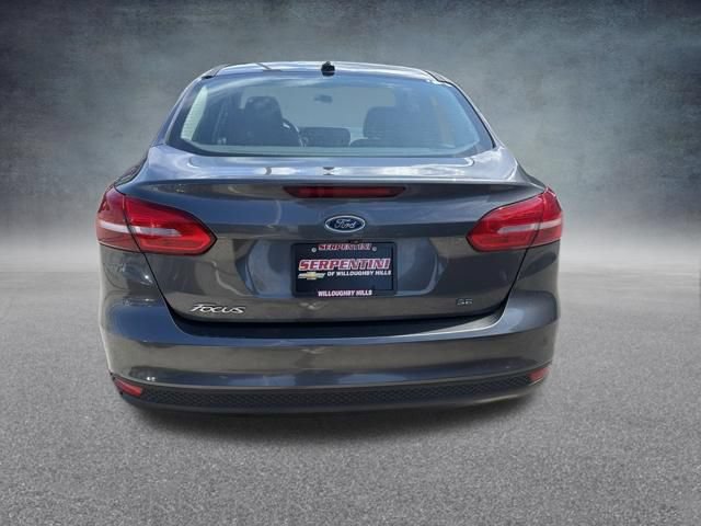 Used 2018 Ford Focus SE FWD image 8