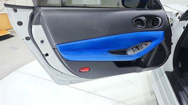 Certified 2024 Nissan Z Performance w/ Floor Mat Package RWD image 21