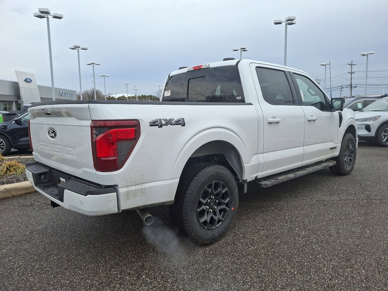 New 2025 Ford F150 XLT w/ Equipment Group 302A MID image 7