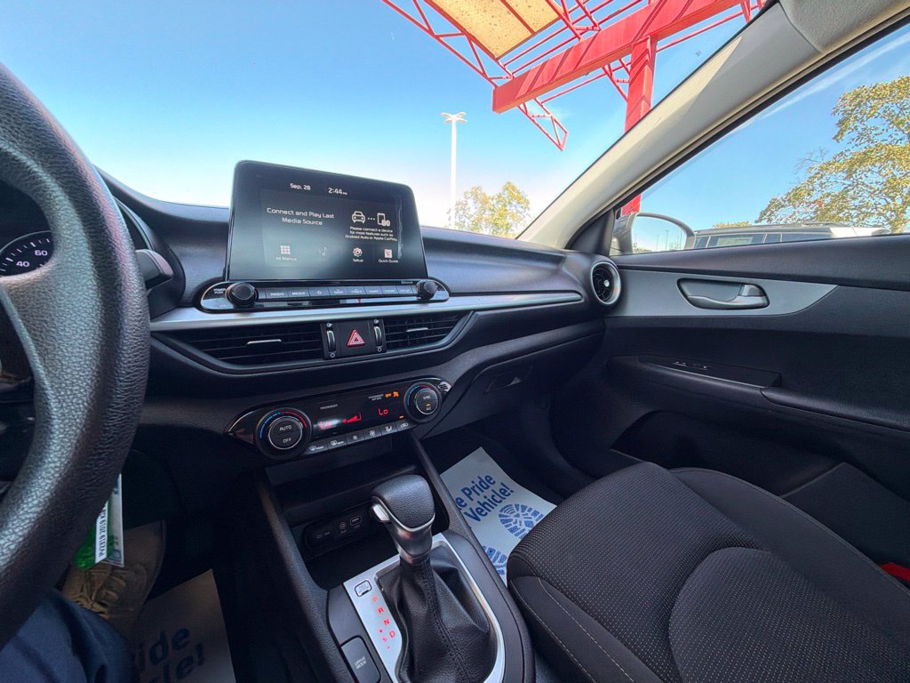 Used 2019 Kia Forte LXS FWD image 24