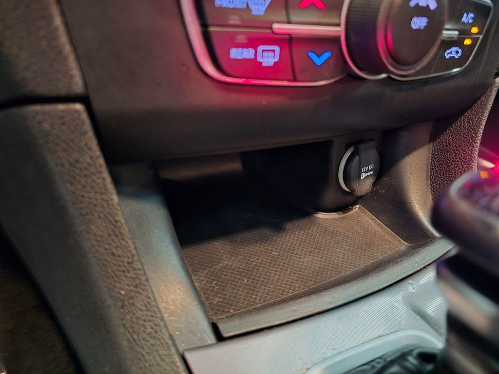 Used 2022 Dodge Charger SXT RWD image 26