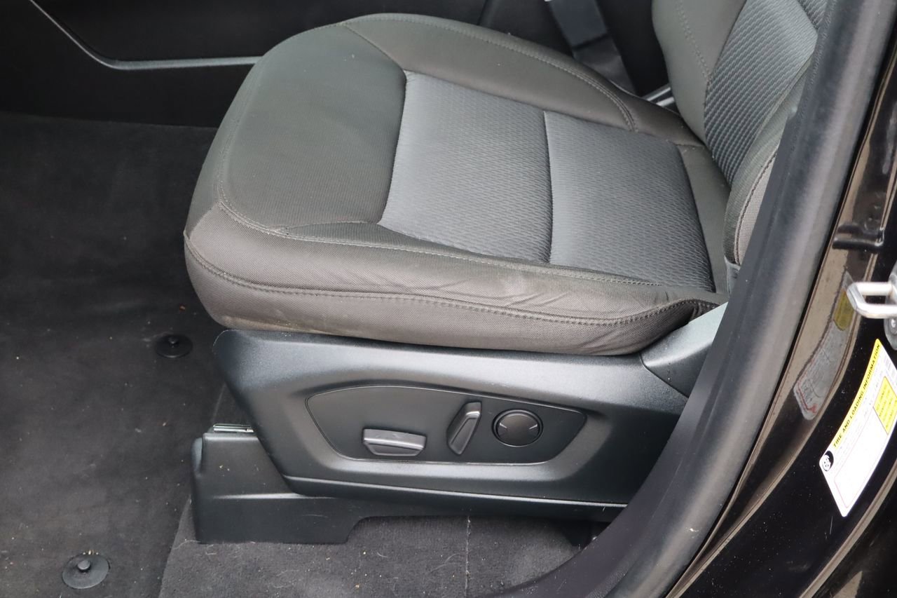 Used 2022 Ford Explorer XLT AWD/4WD image 15