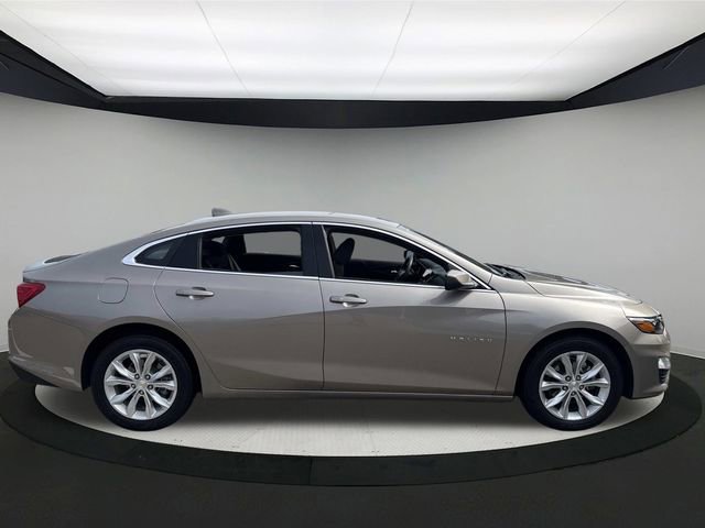 Used 2025 Chevrolet Malibu LT image 5