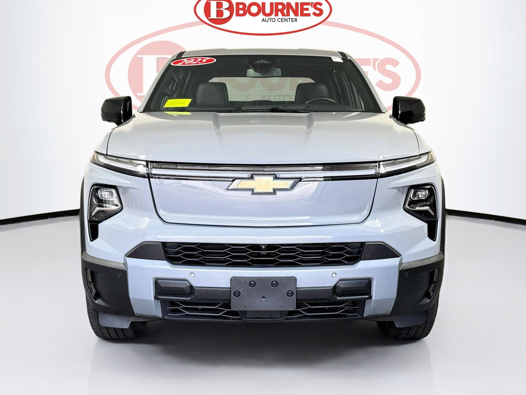 Used 2025 Chevrolet Silverado EV LT image 6