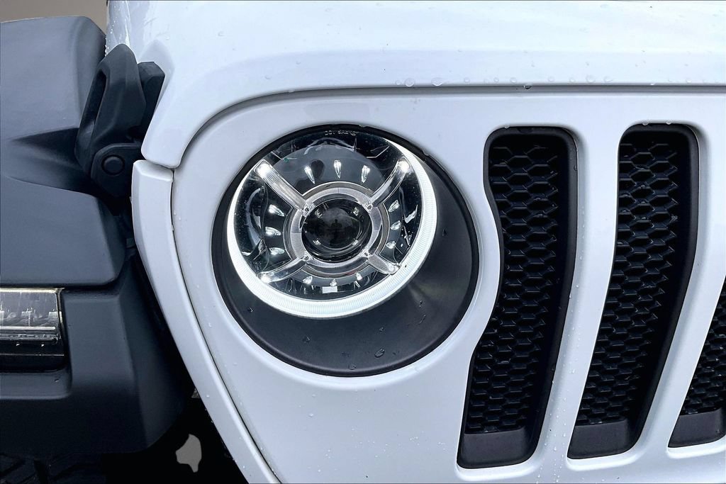 Used 2023 Jeep Wrangler Unlimited Rubicon AWD/4WD image 29