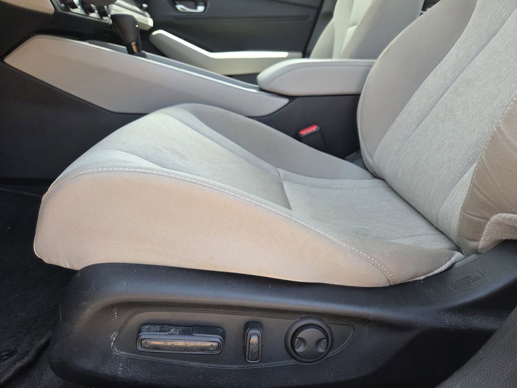 Used 2024 Honda Accord EX image 16