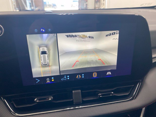 New 2027 Chevrolet Equinox RS w/ Safety and Technology Package FWD image 21