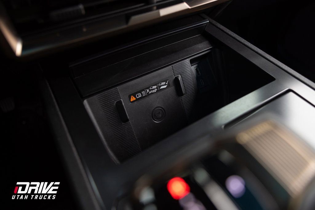 Used 2024 GMC Hummer EV 3X w/ Omega Edition image 37