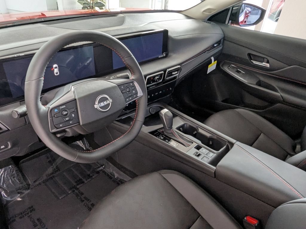 New 2026 Nissan Sentra SR w/ SR Premium Package FWD image 11