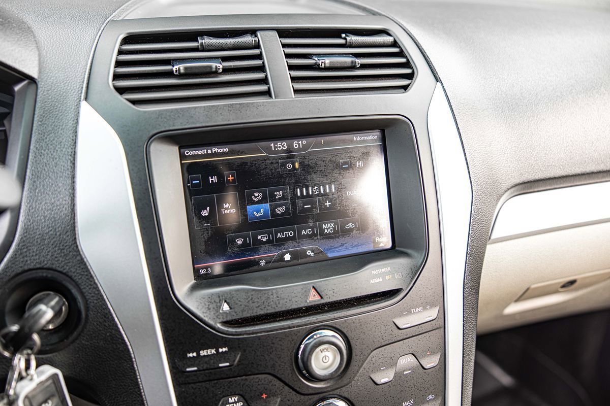 Used 2011 Ford Explorer XLT w/ 202A Rapid Spec Order Code image 27