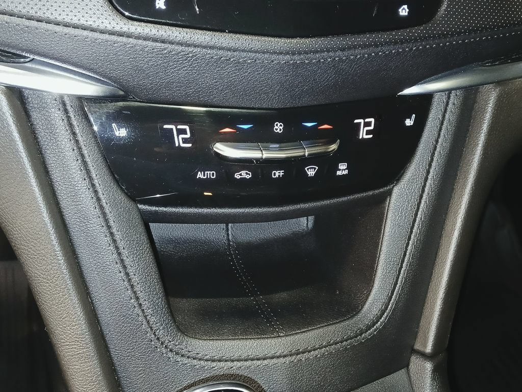 Certified 2022 Cadillac XT5 Premium Luxury AWD/4WD image 21
