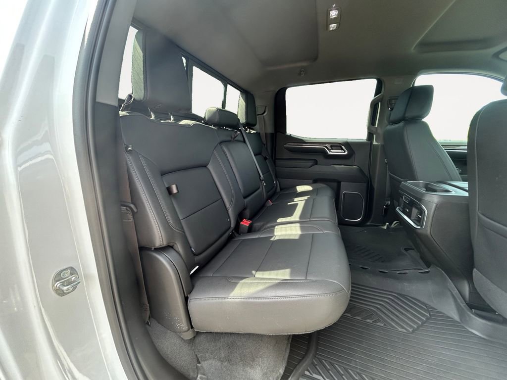 Used 2024 Chevrolet Silverado 1500 LTZ image 11