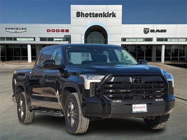 Used 2023 Toyota Tundra SR5 w/ SR5 Convenience Package