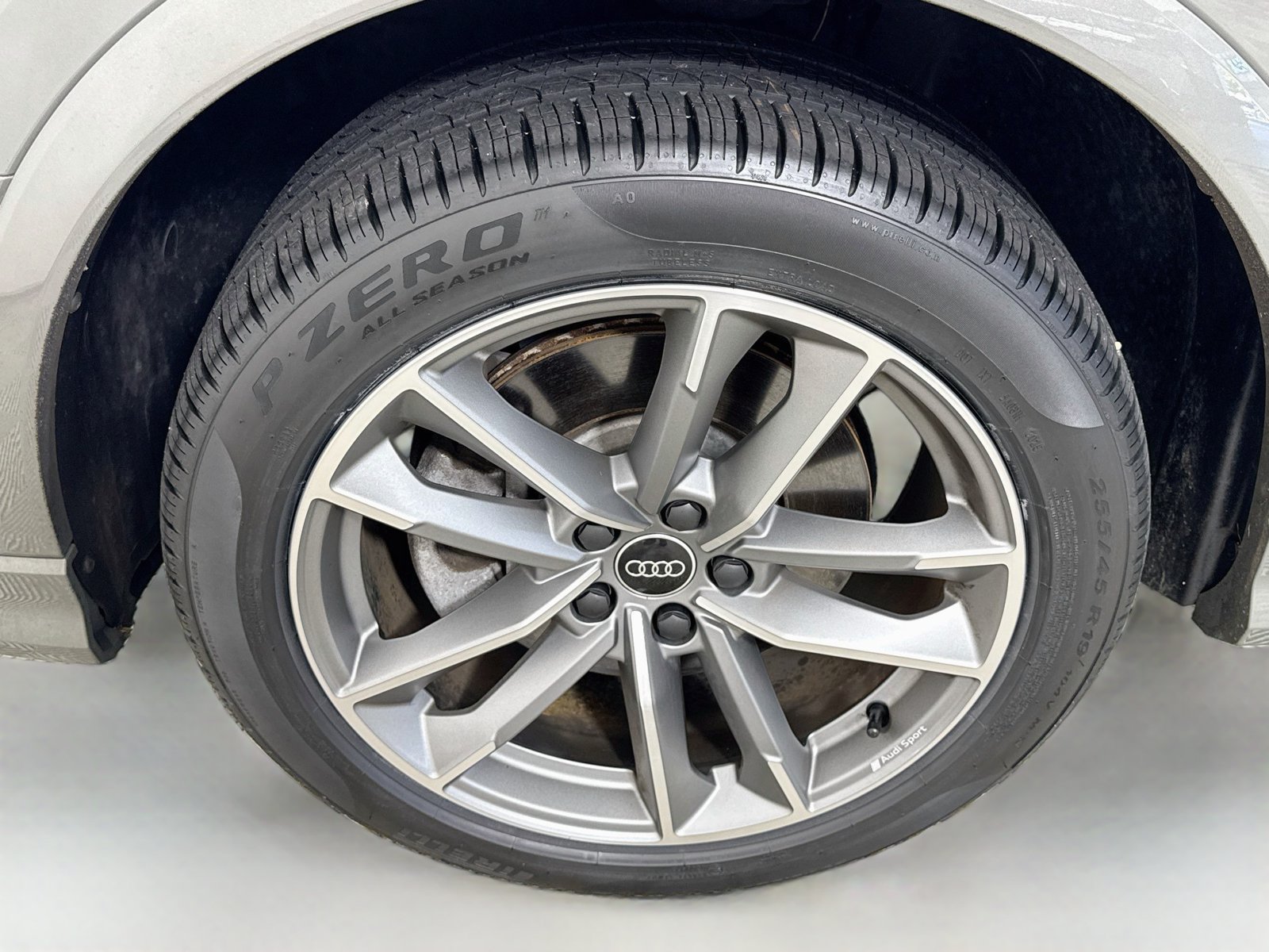 Certified 2024 Audi Q3 2.0T Premium Plus w/ Premium Plus Package AWD/4WD image 30