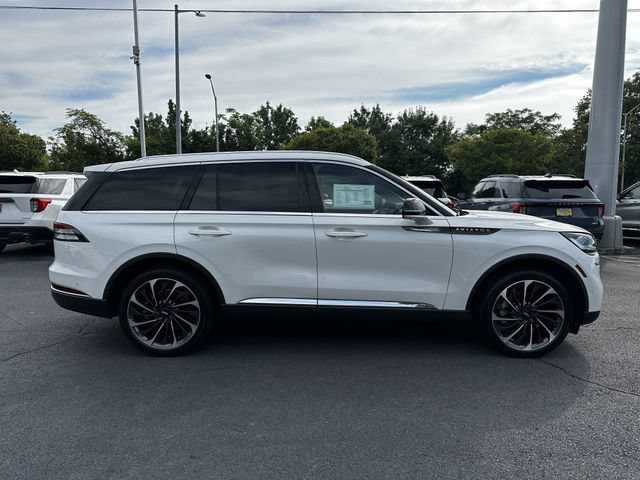 Certified 2024 Lincoln Aviator Reserve w/ Equipment Group 201A AWD/4WD image 4