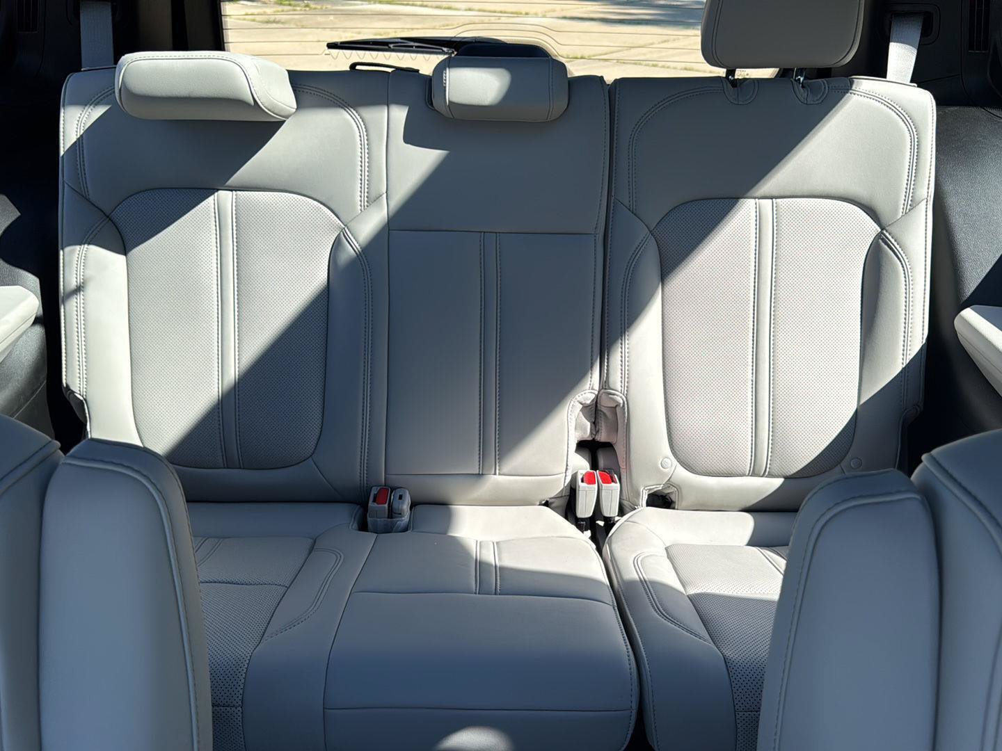 New 2026 Jeep Grand Wagoneer Limited AWD/4WD image 4