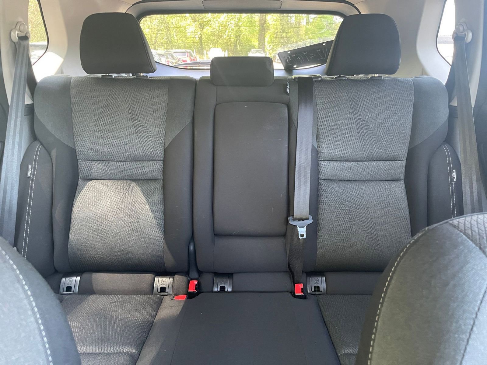 Used 2025 Nissan Rogue SV image 39
