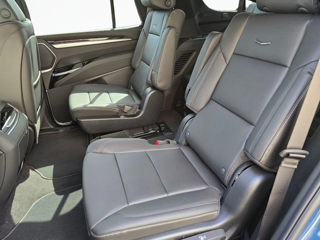New 2026 Cadillac Escalade 4WD image 24
