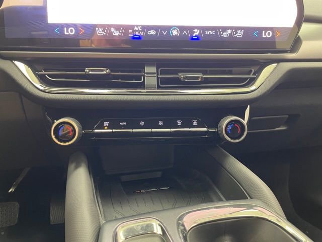 New 2025 Chevrolet Equinox EV RS image 6