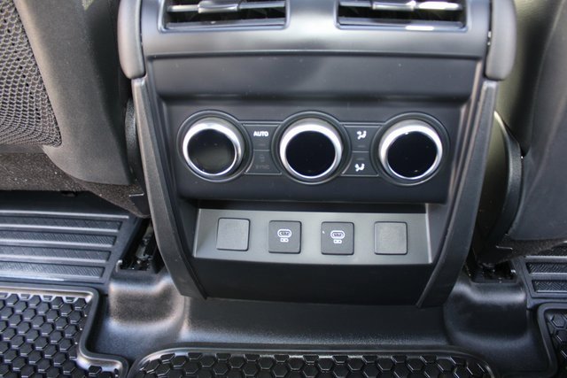 Used 2024 Land Rover Defender 110 S image 27