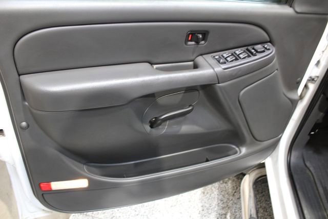 Used 2006 Chevrolet Silverado 2500 LT image 23