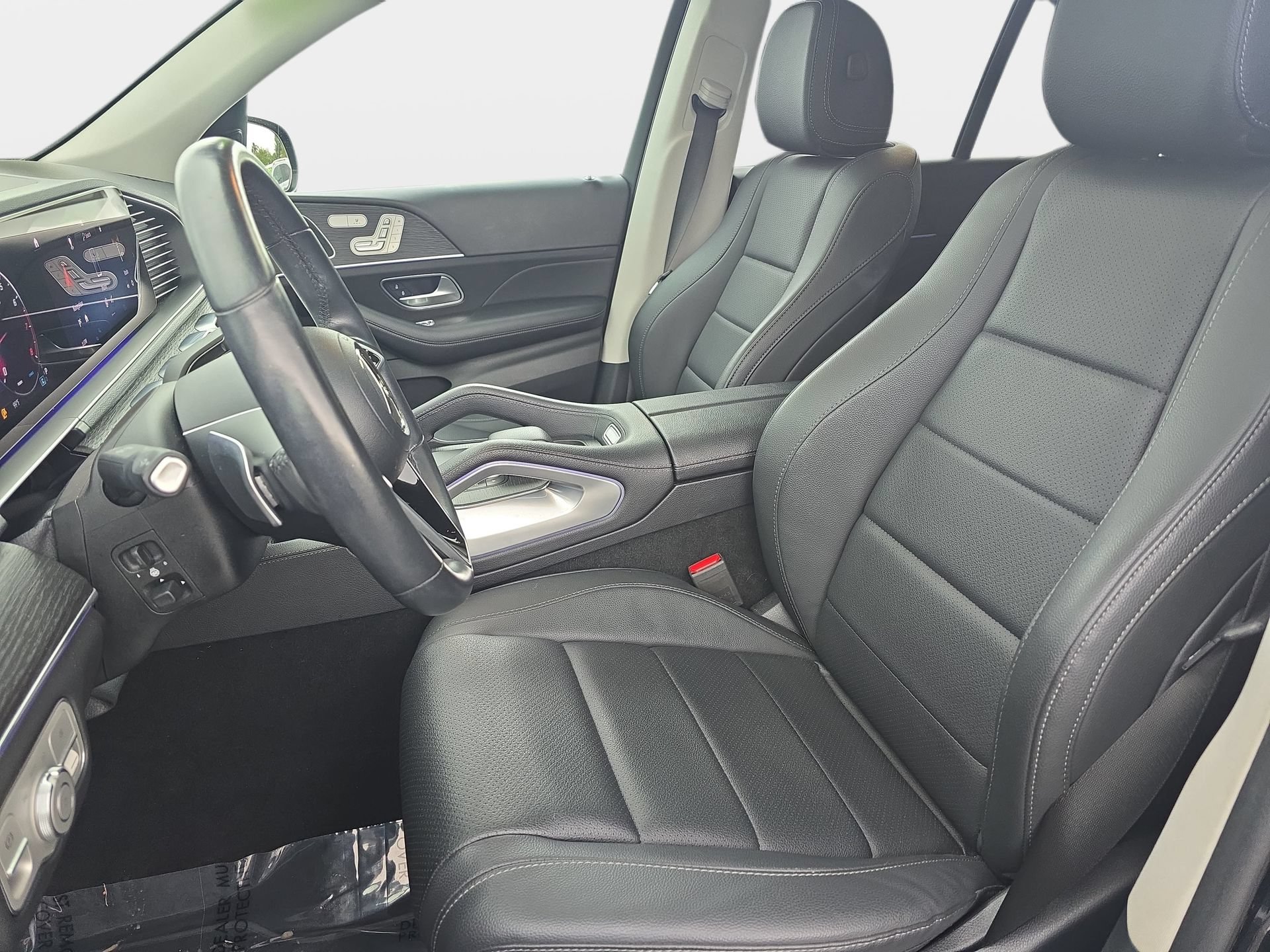 Used 2024 Mercedes-Benz GLE 350 4MATIC w/ AMG Line Exterior image 15