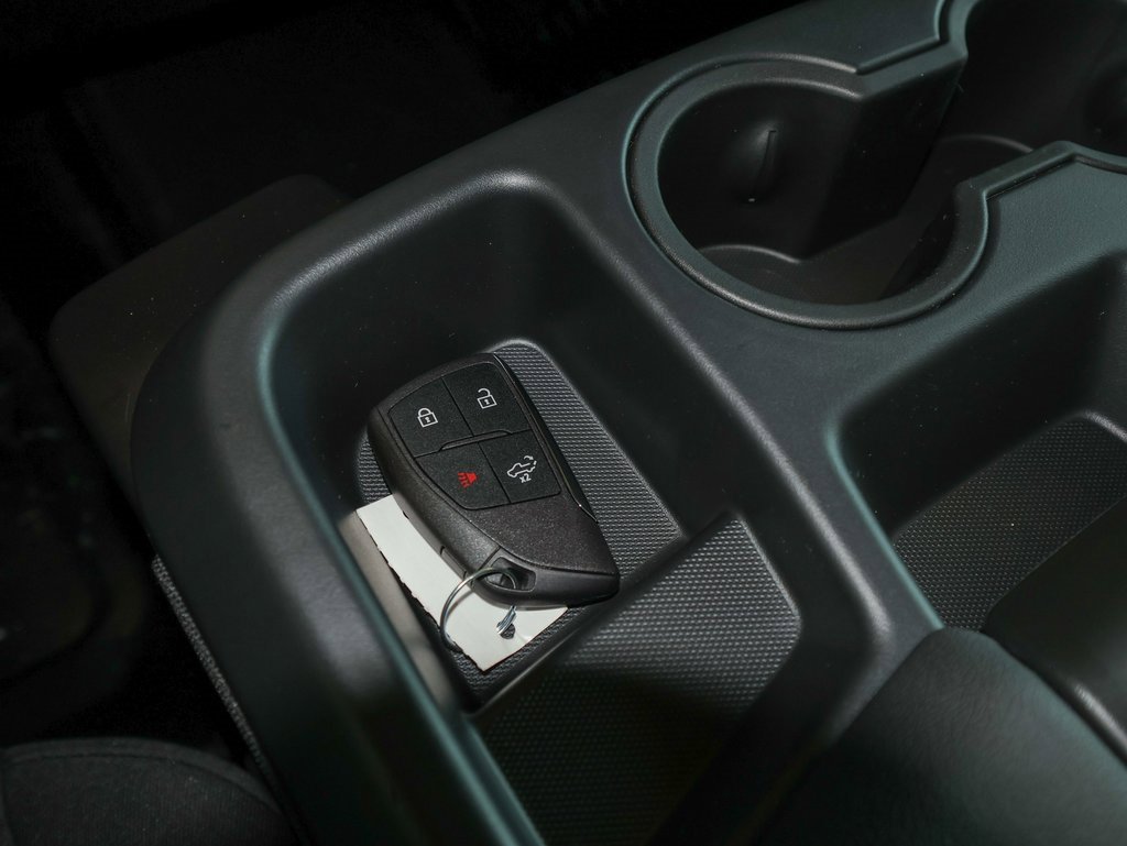 New 2026 GMC Sierra 1500 Pro w/ Convenience Package image 18