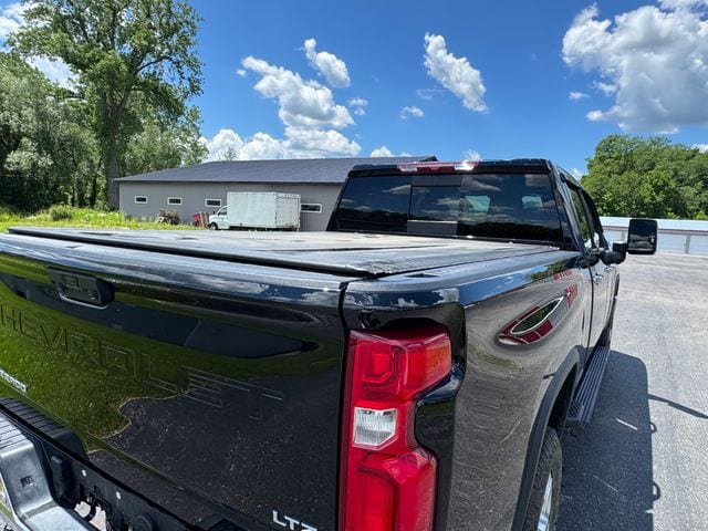Used 2024 Chevrolet Silverado 2500 LTZ w/ LTZ Plus Package AWD/4WD image 33