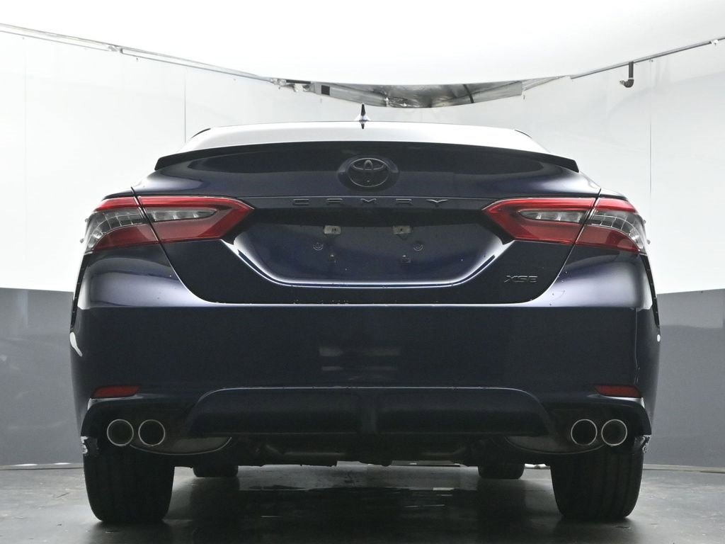 Used 2021 Toyota Camry XSE image 39