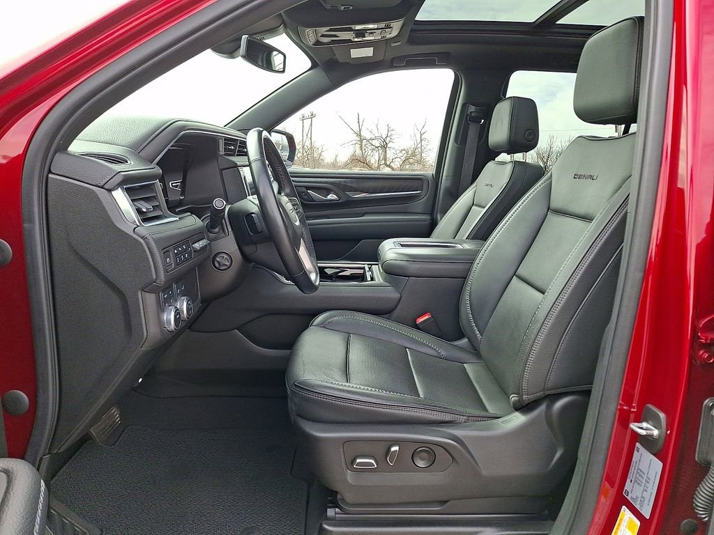 Used 2022 GMC Yukon Denali image 15