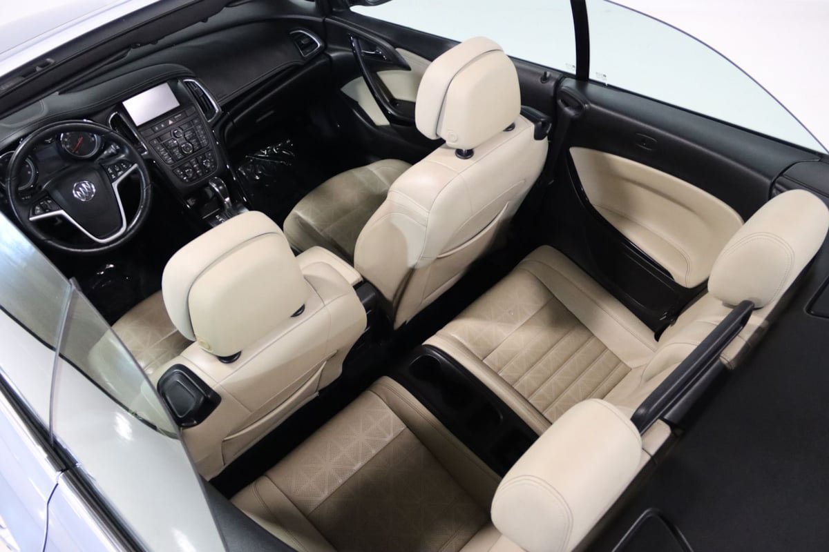 Used 2018 Buick Cascada Premium FWD image 16
