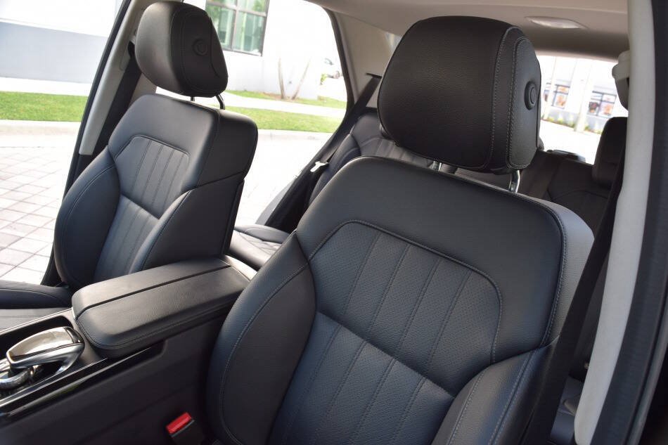 Used 2016 Mercedes-Benz GLE 300d 4MATIC w/ Premium Package image 38