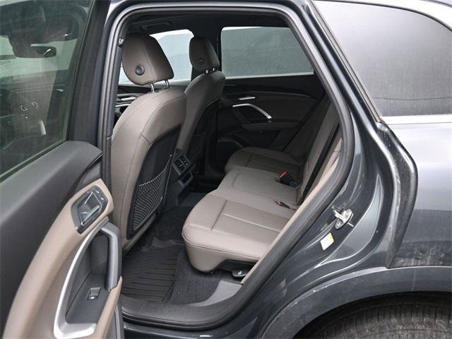 New 2025 Audi Q5 Premium image 11