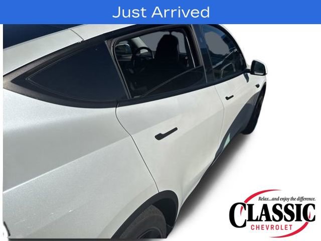 Used 2024 Tesla Model Y Long Range image 19