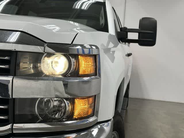 Used 2018 Chevrolet Silverado 2500 W/T AWD/4WD image 31