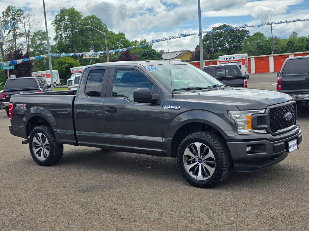 Used 2019 Ford F150 XL w/ Equipment Group 101A Mid AWD/4WD image 3