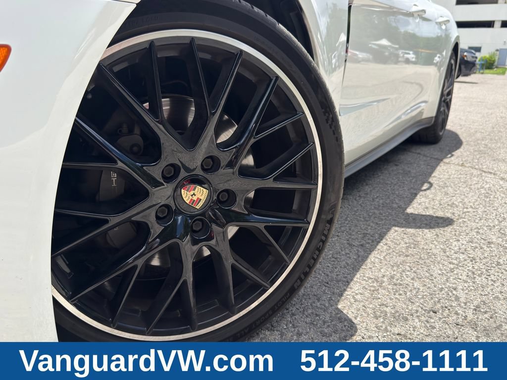 Used 2021 Porsche Panamera RWD image 6